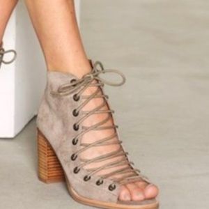 Jeffrey campbell sandals